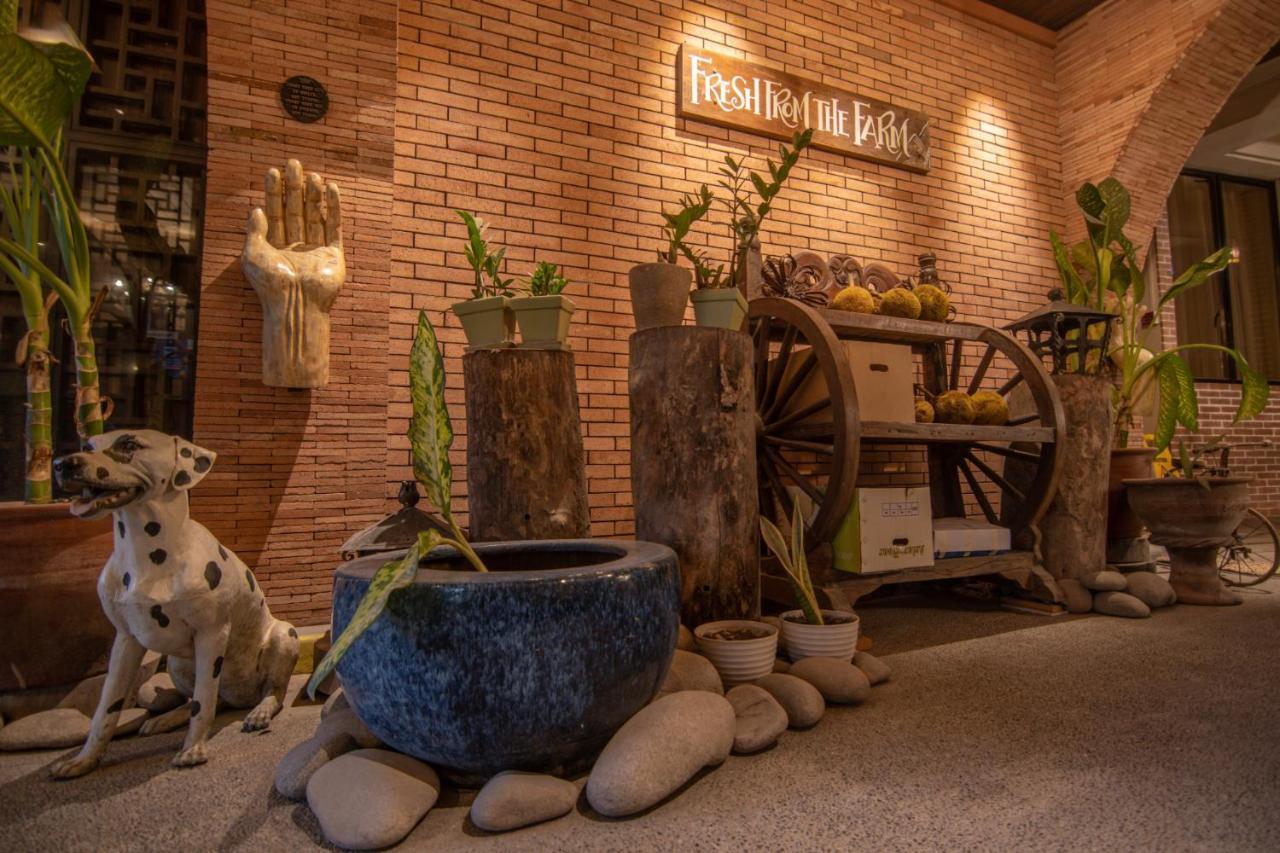 Gwandalan House Hotel Dipolog Bagian luar foto